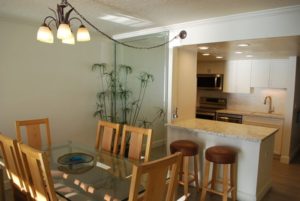 timeshare dining and kitchen